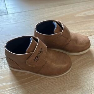 Kenneth Cole Boys shoes.